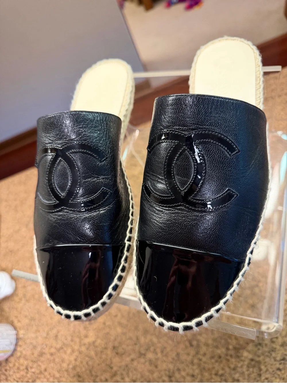CHANEL Authentic Black Leather Patent CC Espadrille Mule Slides Size 39